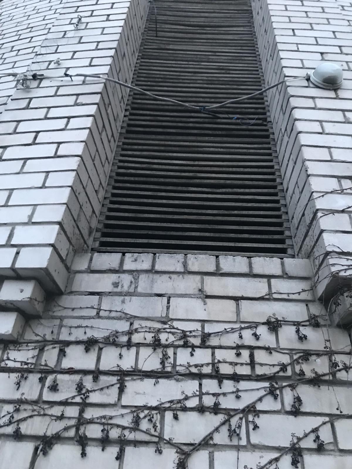 Продам жалюзи металлические противовандальные и против осколков