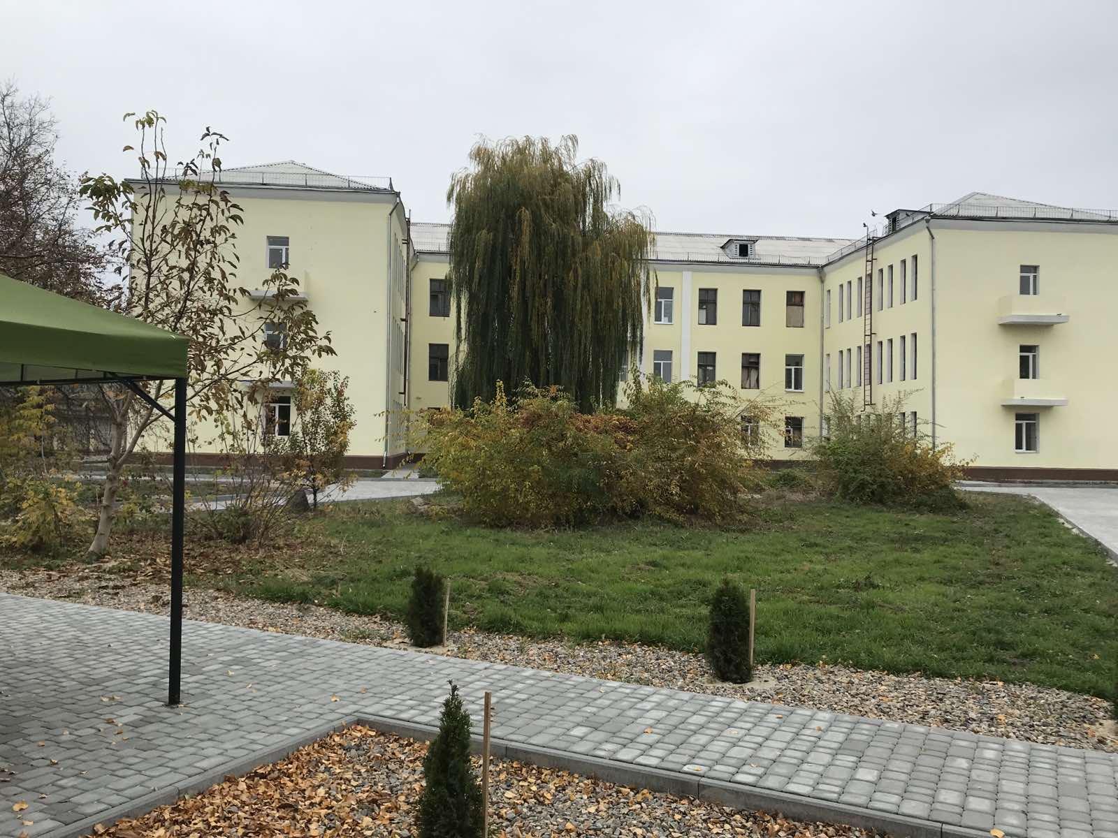 Продам однокімнатну квартиру в Днепре левый берег за 10000 у.е.