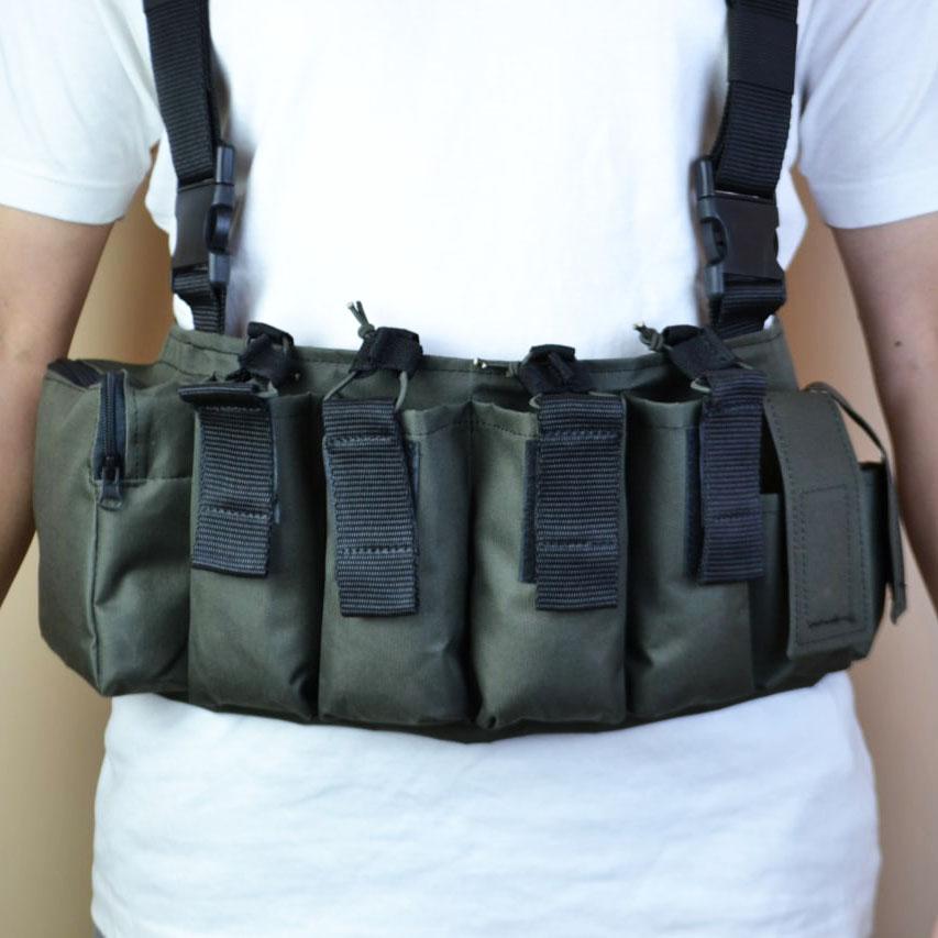 Жилет розвантаження з аптечкою. Колір: темно-зелений