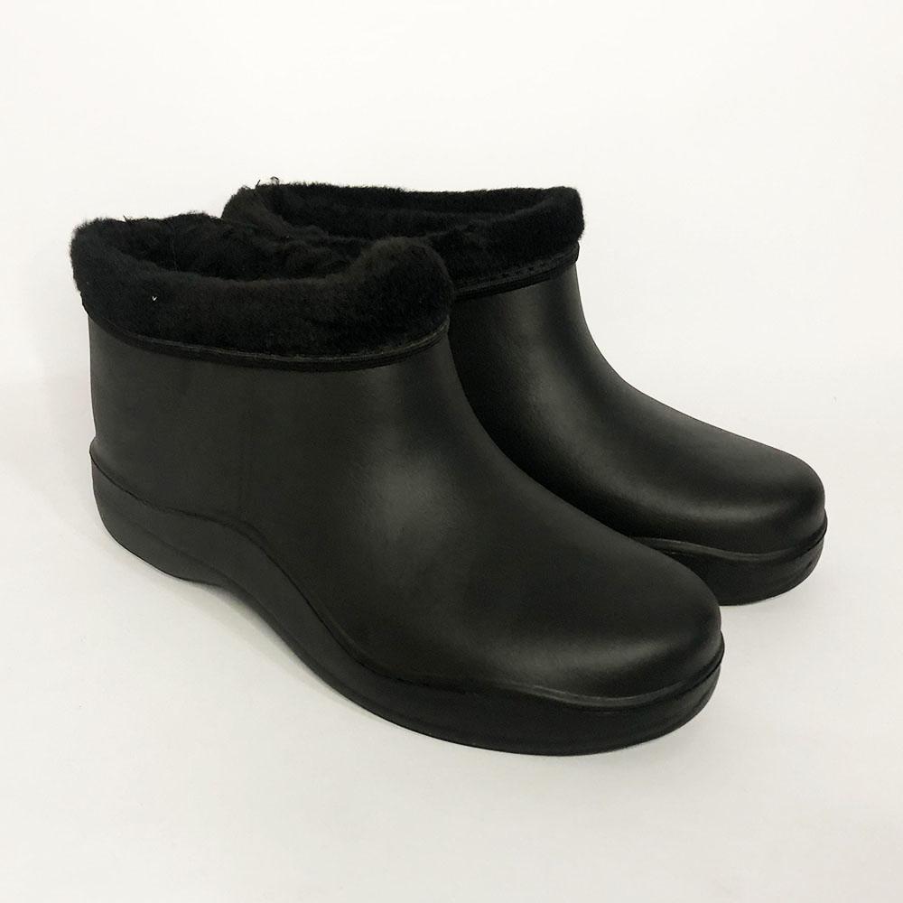 Черевики жіночі утеплені на хутрі. 41 розмір. Колір: чорний